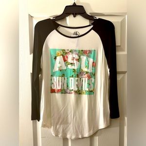 NWT M Black/White/Floral Women’s ASU Sun Devils Baseball T-Shirt.